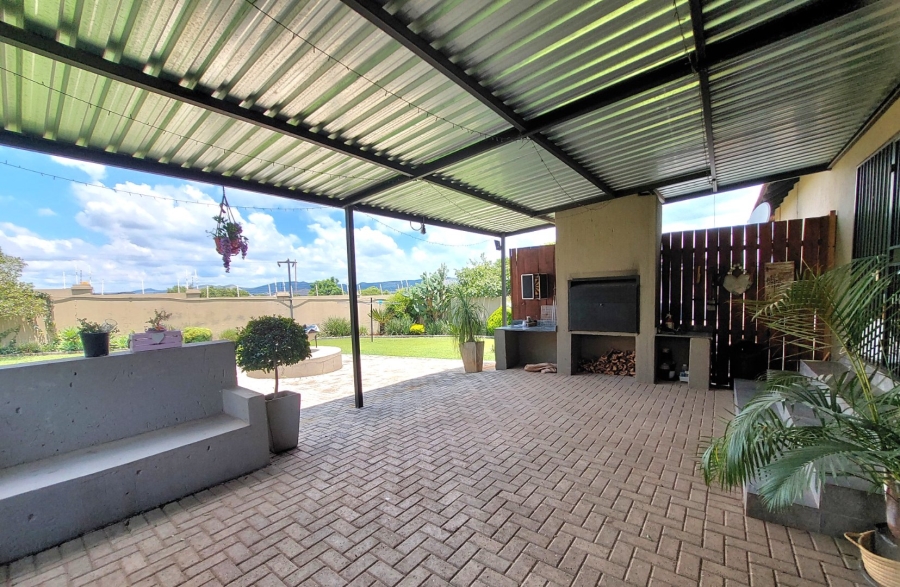 3 Bedroom Property for Sale in Melodie North West